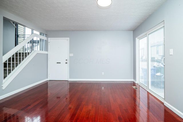 5260 Westbury Drive, 14A, Columbus, OH 43228