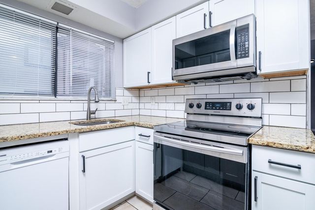 5260 Westbury Drive, 14A, Columbus, OH 43228