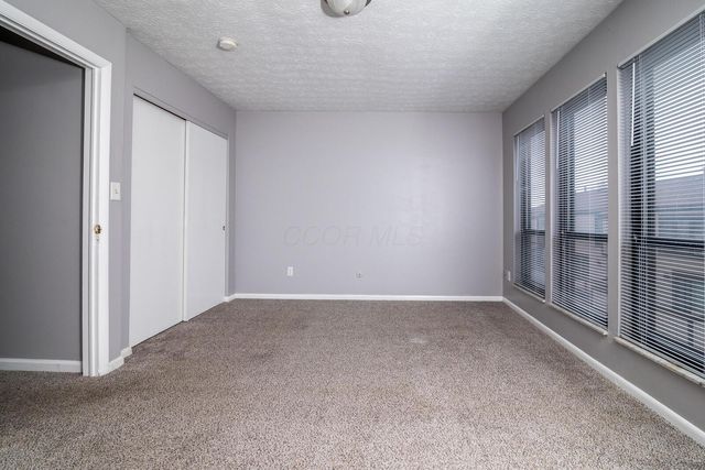 5260 Westbury Drive, 14A, Columbus, OH 43228