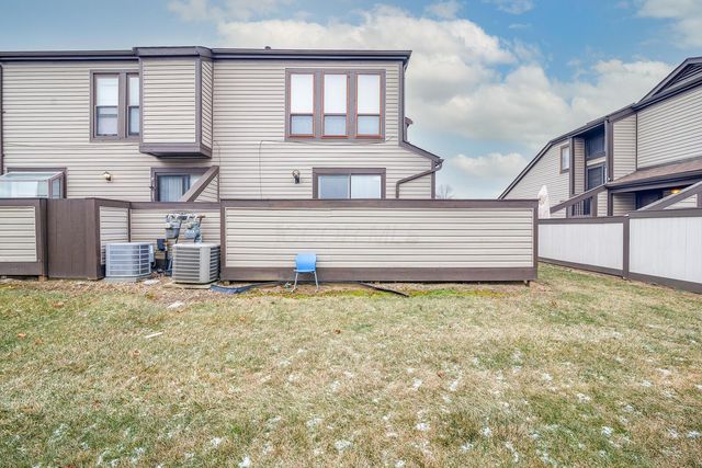 5260 Westbury Drive, 14A, Columbus, OH 43228