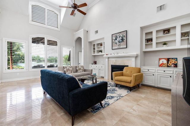 203 Bay Bridge Drive, Sugar Land, TX 77478