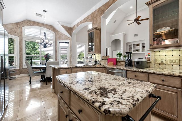 203 Bay Bridge Drive, Sugar Land, TX 77478