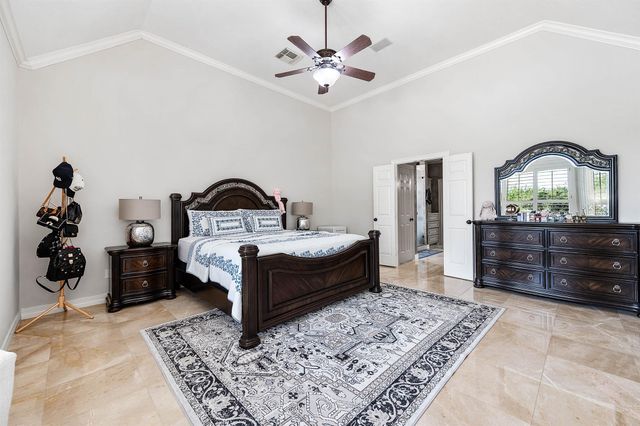 203 Bay Bridge Drive, Sugar Land, TX 77478