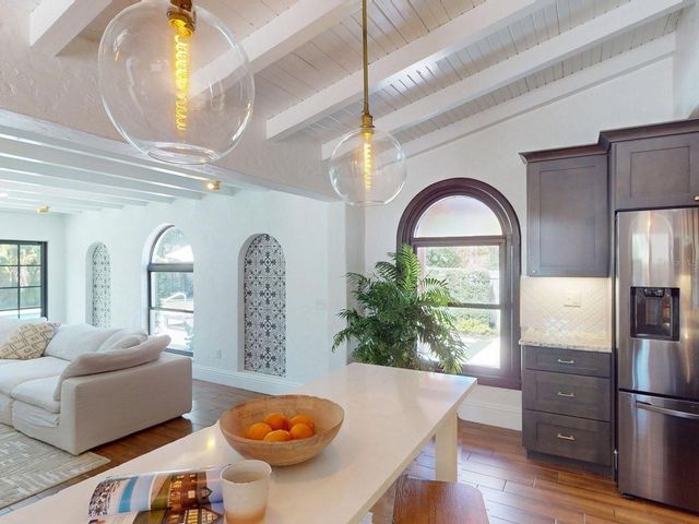 6251 10TH AVENUE S, Gulfport, FL 33707