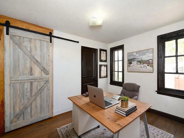 6251 10TH AVENUE S, Gulfport, FL 33707