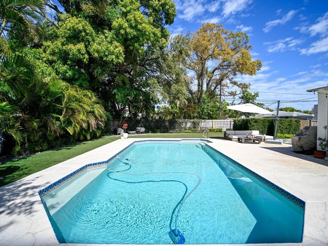 6251 10TH AVENUE S, Gulfport, FL 33707