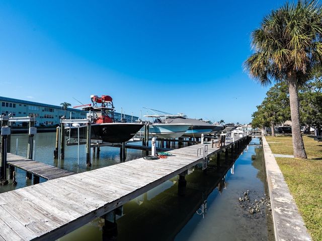 6251 10TH AVENUE S, Gulfport, FL 33707