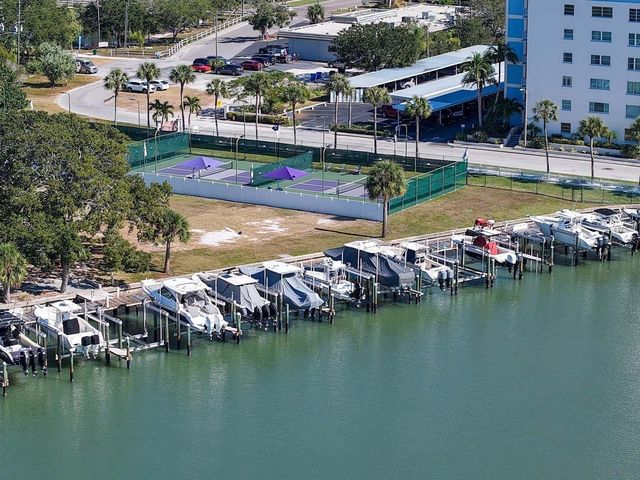 6251 10TH AVENUE S, Gulfport, FL 33707