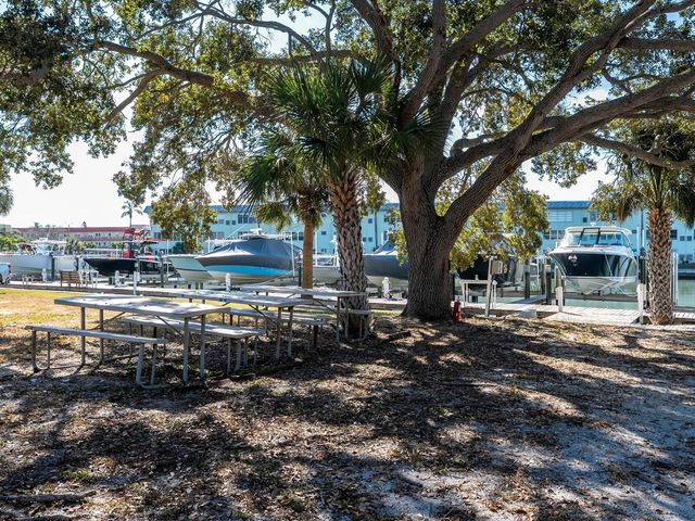 6251 10TH AVENUE S, Gulfport, FL 33707