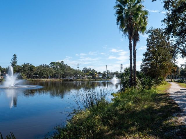 6251 10TH AVENUE S, Gulfport, FL 33707