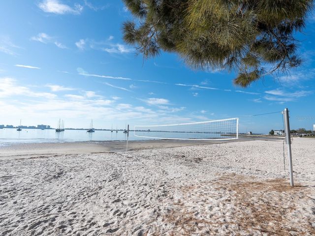 6251 10TH AVENUE S, Gulfport, FL 33707