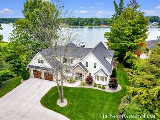 17870 W Spring Lake Road, Spring Lake Twp, MI 49456