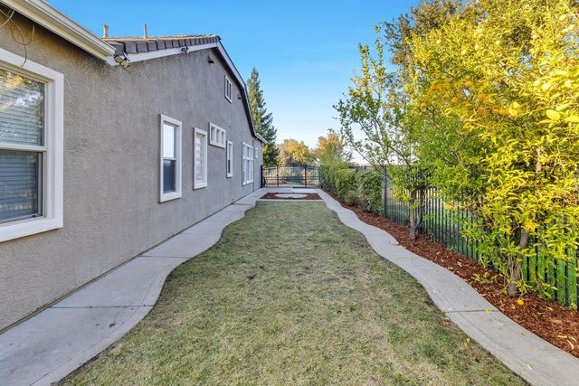 316 Fieldbrook Ct, Roseville, CA 95747