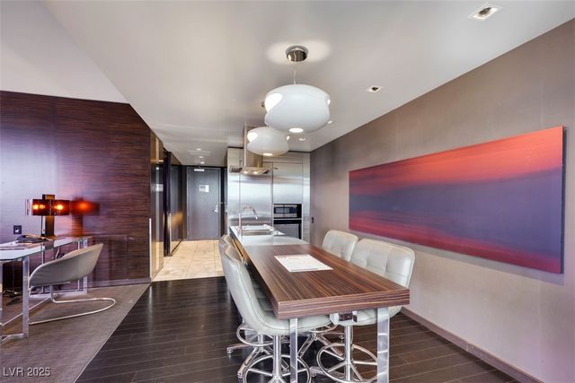 4381 West Flamingo Road 3221, Las Vegas, NV 89103