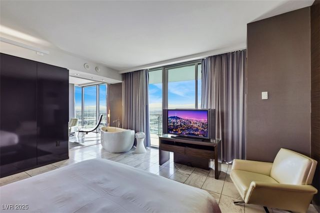 4381 West Flamingo Road 3221, Las Vegas, NV 89103