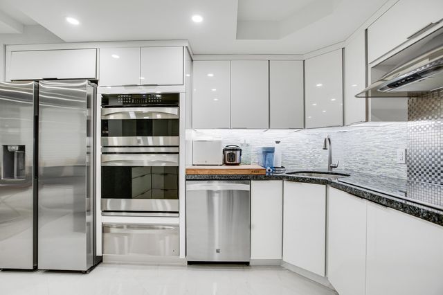 501 SW 11th Place 317, Boca Raton, FL 33432