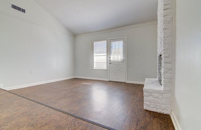 5703 Gloucester LN B, Austin, TX 78723