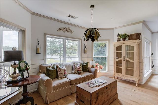 6228 Waters Edge Drive, Covington, GA 30014