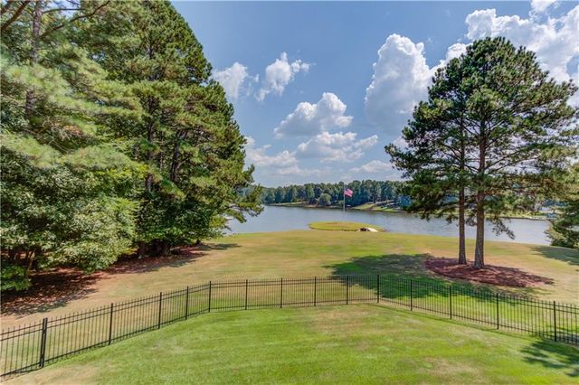 6228 Waters Edge Drive, Covington, GA 30014