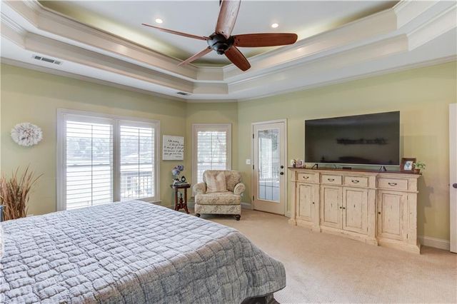 6228 Waters Edge Drive, Covington, GA 30014