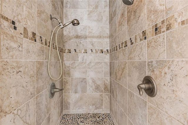 6228 Waters Edge Drive, Covington, GA 30014