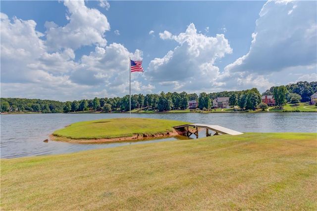 6228 Waters Edge Drive, Covington, GA 30014