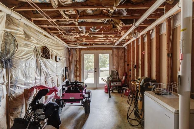 6228 Waters Edge Drive, Covington, GA 30014
