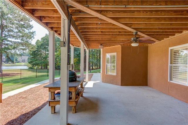 6228 Waters Edge Drive, Covington, GA 30014