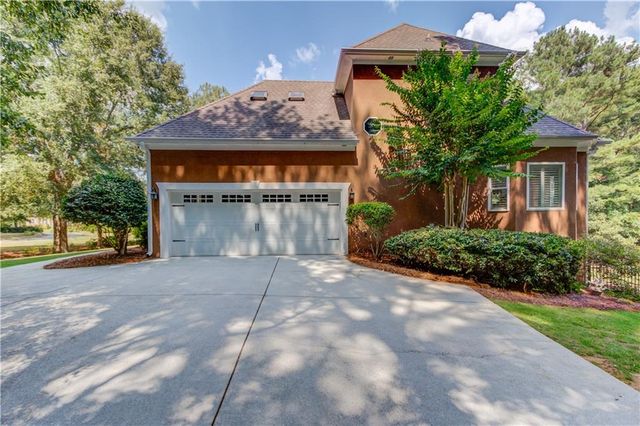 6228 Waters Edge Drive, Covington, GA 30014