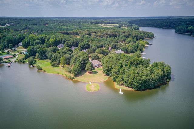 6228 Waters Edge Drive, Covington, GA 30014