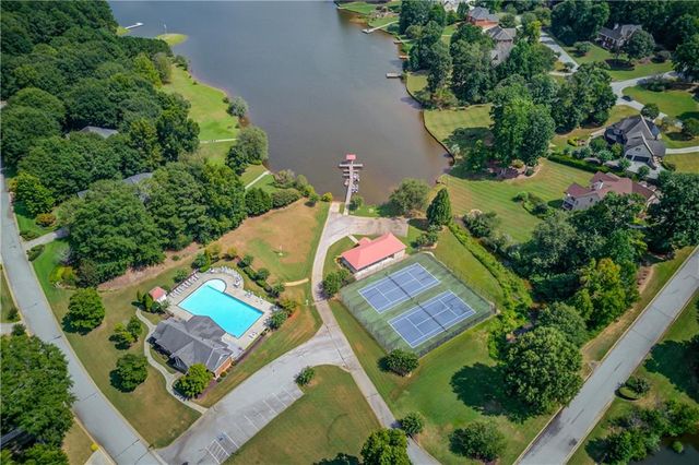 6228 Waters Edge Drive, Covington, GA 30014