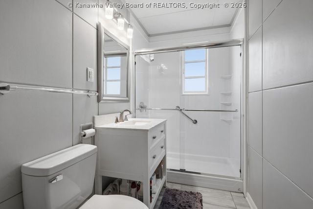 3914 Lancaster Avenue, Charleston, WV 25304