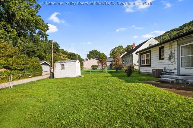 3914 Lancaster Avenue, Charleston, WV 25304