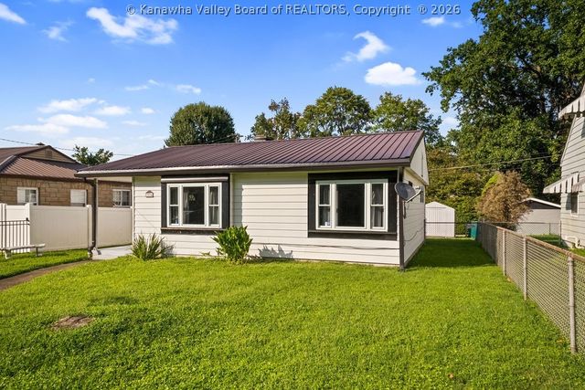 3914 Lancaster Avenue, Charleston, WV 25304