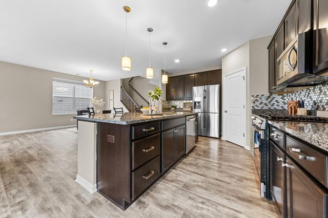 15609 Eddy Creek Way, Apple Valley, MN 55124