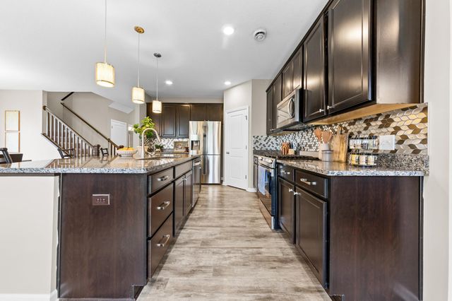 15609 Eddy Creek Way, Apple Valley, MN 55124