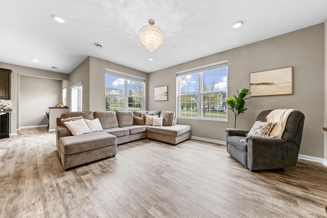 15609 Eddy Creek Way, Apple Valley, MN 55124