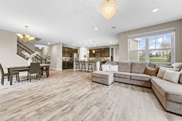 15609 Eddy Creek Way, Apple Valley, MN 55124