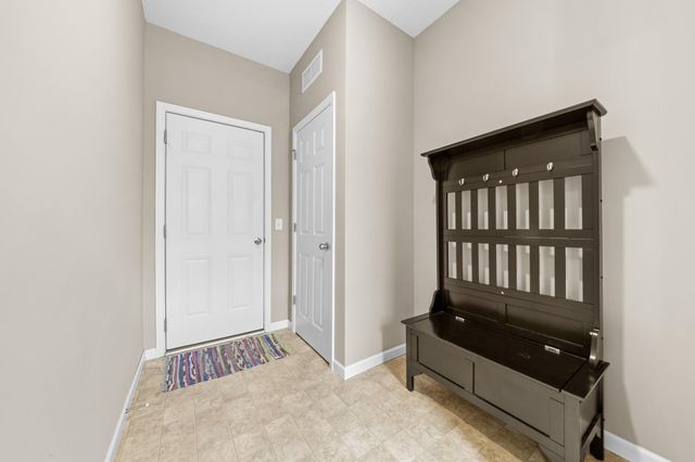 15609 Eddy Creek Way, Apple Valley, MN 55124