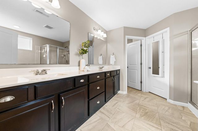 15609 Eddy Creek Way, Apple Valley, MN 55124