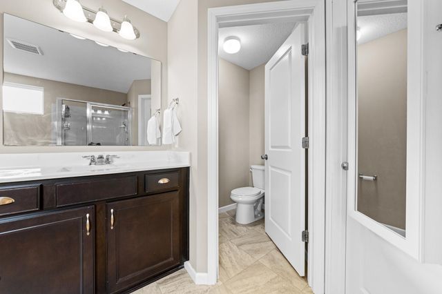 15609 Eddy Creek Way, Apple Valley, MN 55124