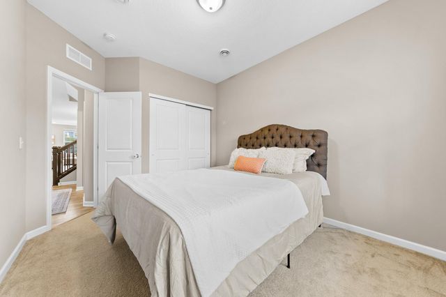 15609 Eddy Creek Way, Apple Valley, MN 55124