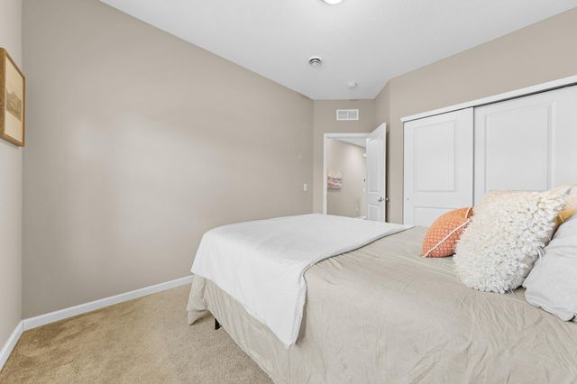 15609 Eddy Creek Way, Apple Valley, MN 55124