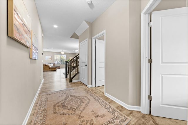 15609 Eddy Creek Way, Apple Valley, MN 55124