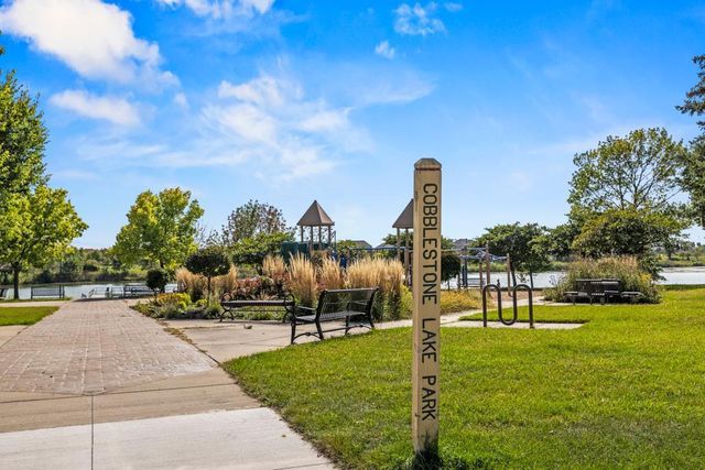 15609 Eddy Creek Way, Apple Valley, MN 55124