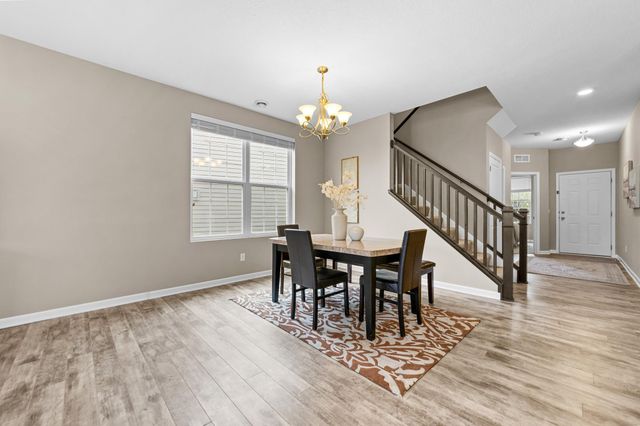 15609 Eddy Creek Way, Apple Valley, MN 55124