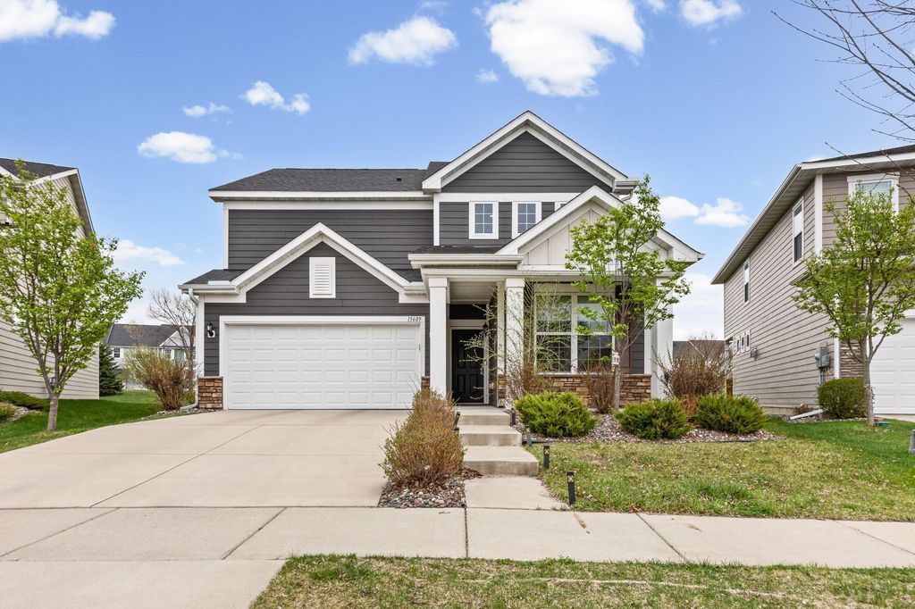 15609 Eddy Creek Way, Apple Valley, MN 55124