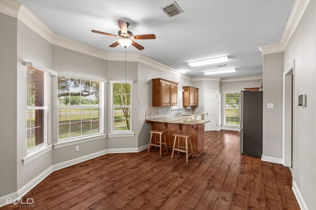 101 Dana Lane, Bossier City, LA 71111