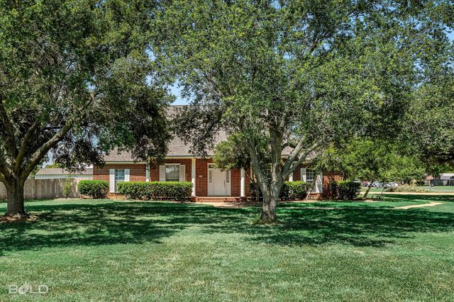 101 Dana Lane, Bossier City, LA 71111
