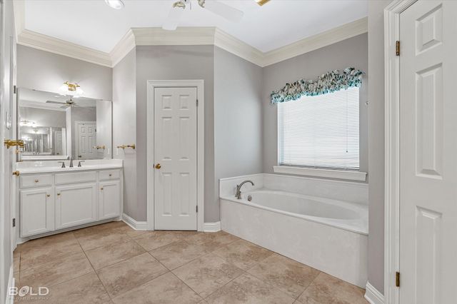 101 Dana Lane, Bossier City, LA 71111